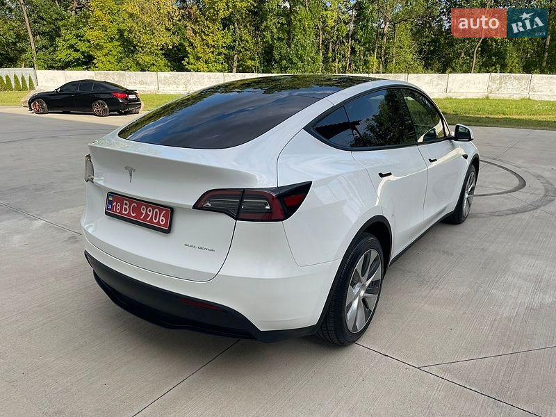 Внедорожник / Кроссовер Tesla Model Y 2023 в Луцке фото 45 Внедорожник / Кроссовер Tesla Model Y 2023 в Луцке