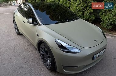 Внедорожник / Кроссовер Tesla Model Y 2021 в Ровно