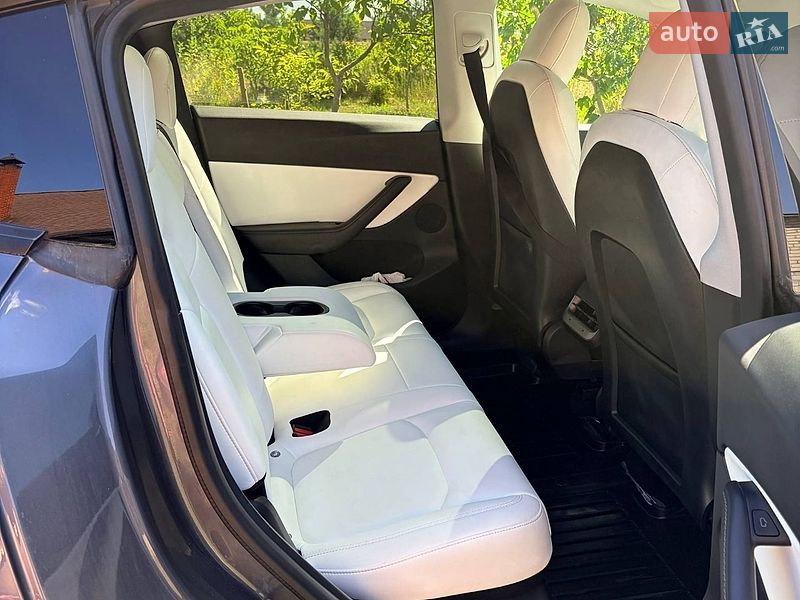 Внедорожник / Кроссовер Tesla Model Y 2021 в Калиновке