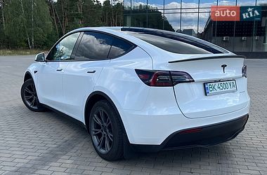 Внедорожник / Кроссовер Tesla Model Y 2022 в Костополе