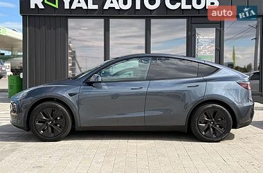Внедорожник / Кроссовер Tesla Model Y 2023 в Львове