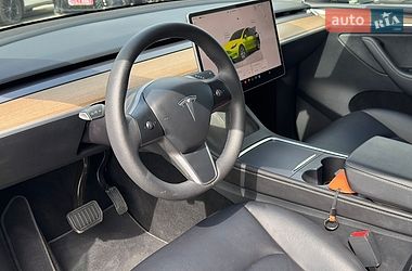 Внедорожник / Кроссовер Tesla Model Y 2023 в Львове