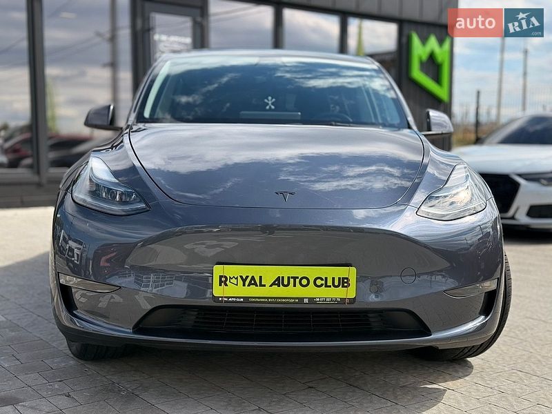 Внедорожник / Кроссовер Tesla Model Y 2023 в Львове