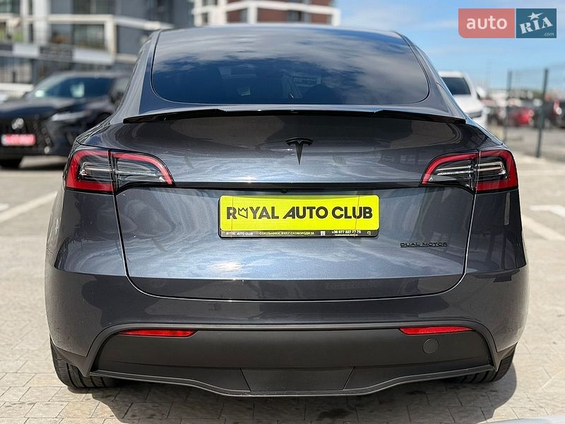 Внедорожник / Кроссовер Tesla Model Y 2023 в Львове