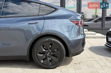 Внедорожник / Кроссовер Tesla Model Y 2023 в Львове