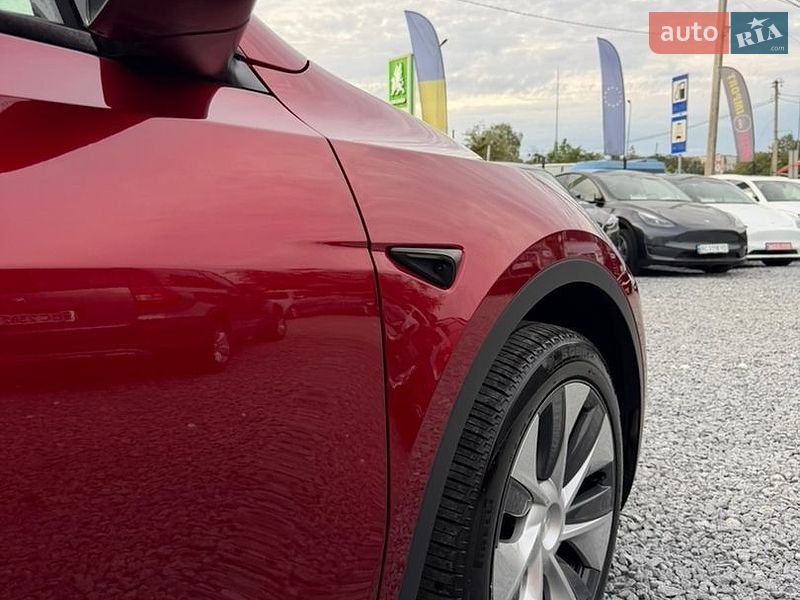 Позашляховик / Кросовер Tesla Model Y 2024 в Стрию