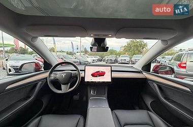 Позашляховик / Кросовер Tesla Model Y 2024 в Стрию