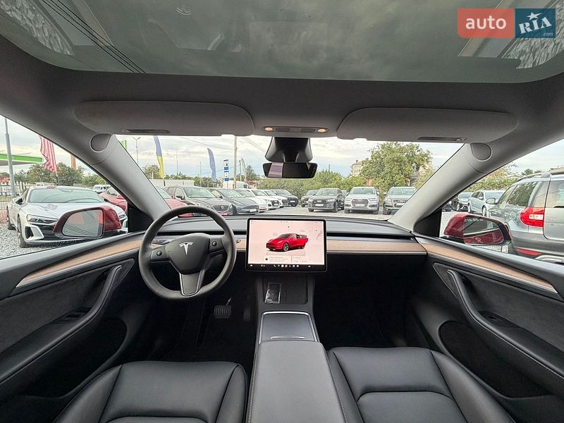 Позашляховик / Кросовер Tesla Model Y 2024 в Стрию