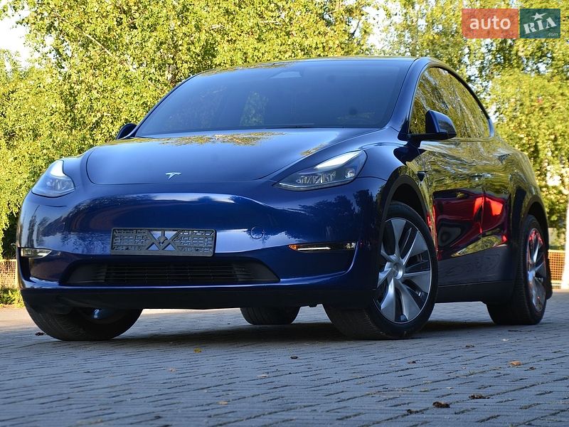 Позашляховик / Кросовер Tesla Model Y 2024 в Дрогобичі