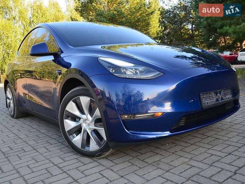 Позашляховик / Кросовер Tesla Model Y 2024 в Дрогобичі