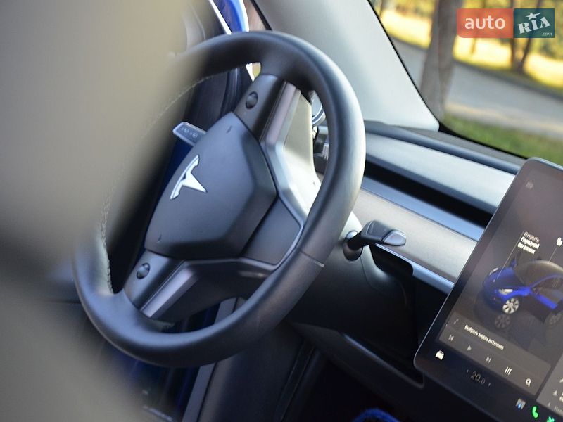 Позашляховик / Кросовер Tesla Model Y 2024 в Дрогобичі