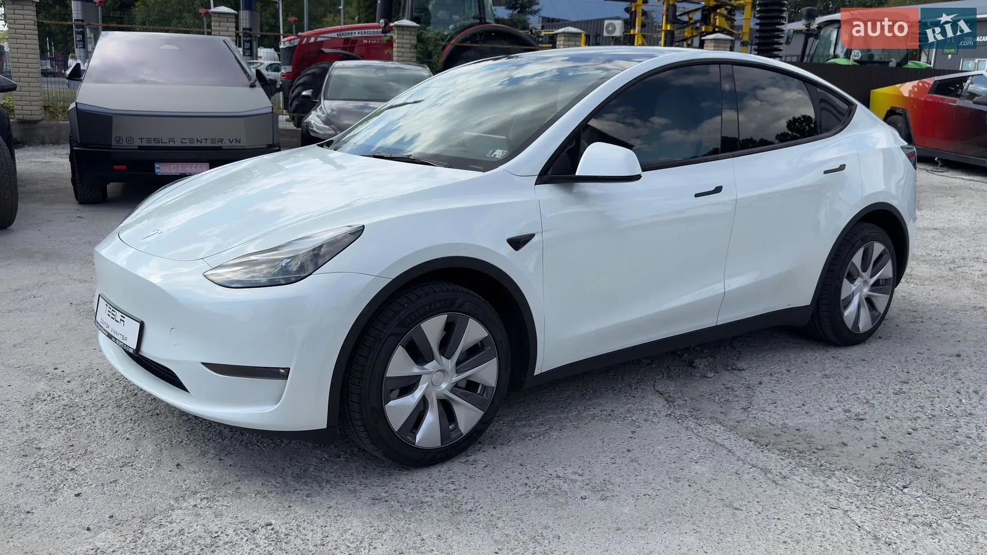 2023 Tesla Model Y - мініатюра 8