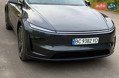 Позашляховик / Кросовер Tesla Model Y 2025 в Бориславі фото 9 Позашляховик / Кросовер Tesla Model Y 2025 в Бориславі
