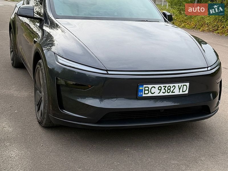 Позашляховик / Кросовер Tesla Model Y 2025 в Бориславі фото 9 Позашляховик / Кросовер Tesla Model Y 2025 в Бориславі
