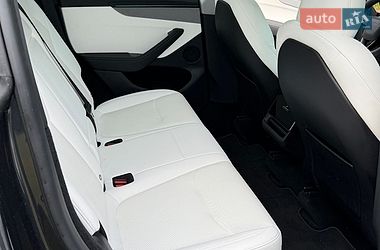Позашляховик / Кросовер Tesla Model Y 2025 в Бориславі фото 18 Позашляховик / Кросовер Tesla Model Y 2025 в Бориславі