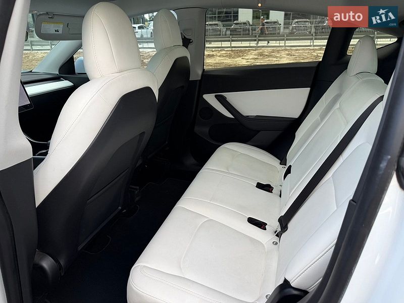 Внедорожник / Кроссовер Tesla Model Y 2020 в Ивано-Франковске