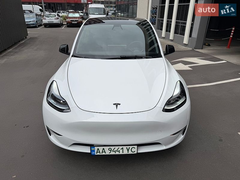 Позашляховик / Кросовер Tesla Model Y 2021 в Києві