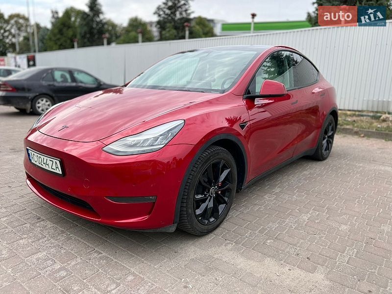 Tesla Model Y 2020