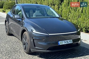 Позашляховик / Кросовер Tesla Model Y 2025 в Дніпрі