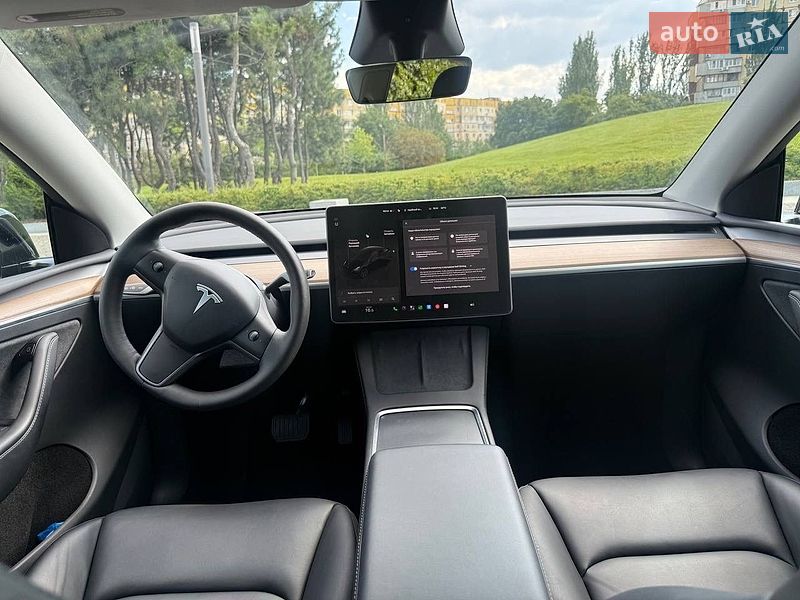 Внедорожник / Кроссовер Tesla Model Y 2024 в Днепре фото 16 Внедорожник / Кроссовер Tesla Model Y 2024 в Днепре