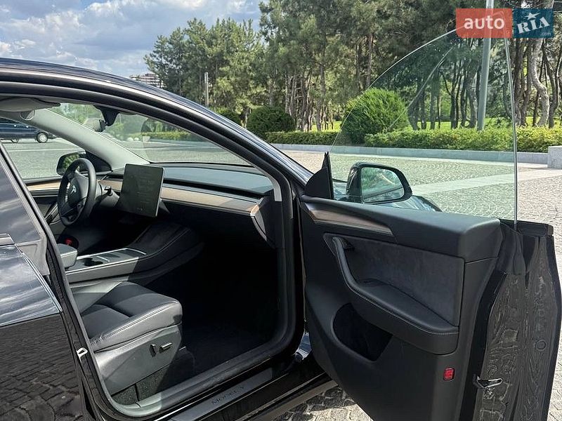 Внедорожник / Кроссовер Tesla Model Y 2024 в Днепре фото 12 Внедорожник / Кроссовер Tesla Model Y 2024 в Днепре