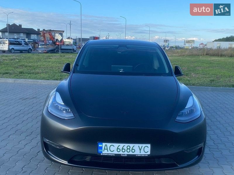 Позашляховик / Кросовер Tesla Model Y 2023 в Луцьку