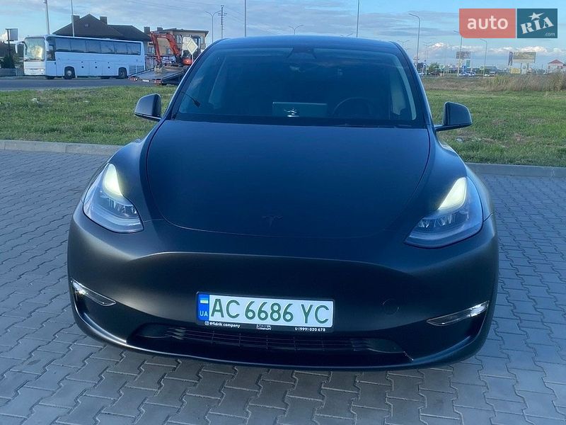 Позашляховик / Кросовер Tesla Model Y 2023 в Луцьку