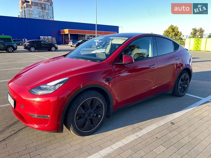 Позашляховик / Кросовер Tesla Model Y 2020 в Умані