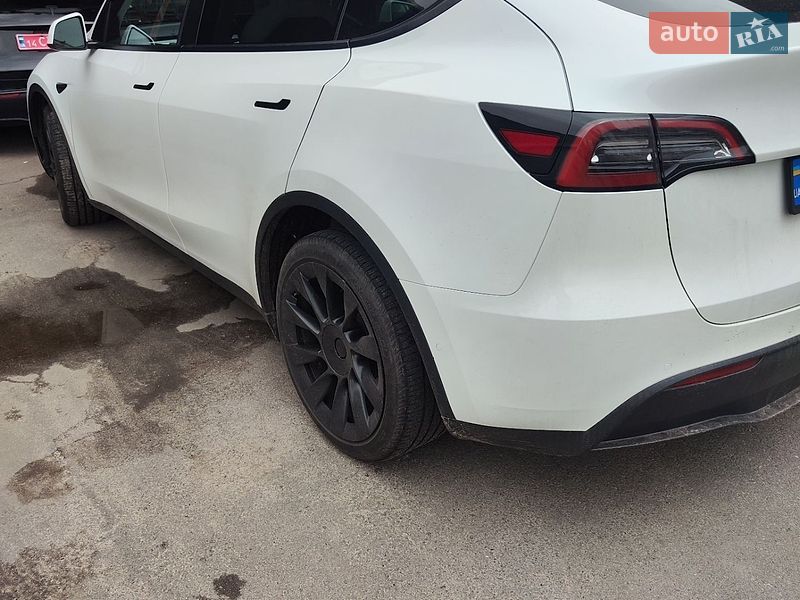 Внедорожник / Кроссовер Tesla Model Y 2022 в Кривом Роге фото 4 Внедорожник / Кроссовер Tesla Model Y 2022 в Кривом Роге