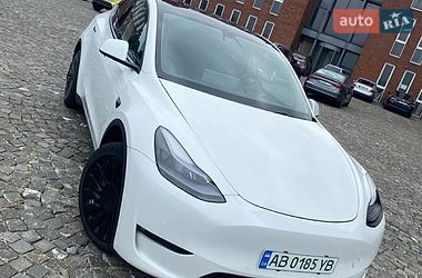 Позашляховик / Кросовер Tesla Model Y 2021 в Дніпрі