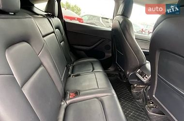 Позашляховик / Кросовер Tesla Model Y 2021 в Дніпрі