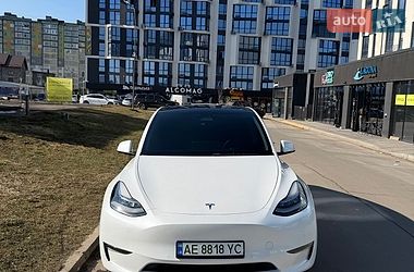 Внедорожник / Кроссовер Tesla Model Y 2021 в Ивано-Франковске