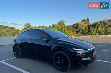 Внедорожник / Кроссовер Tesla Model Y 2025 в Ирпене