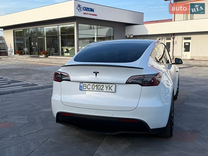 Внедорожник / Кроссовер Tesla Model Y 2022 в Городке