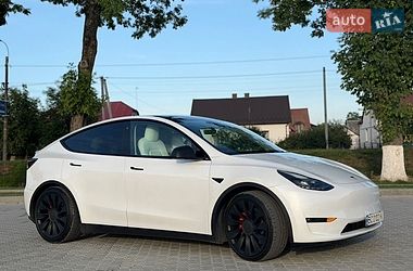 Внедорожник / Кроссовер Tesla Model Y 2022 в Городке