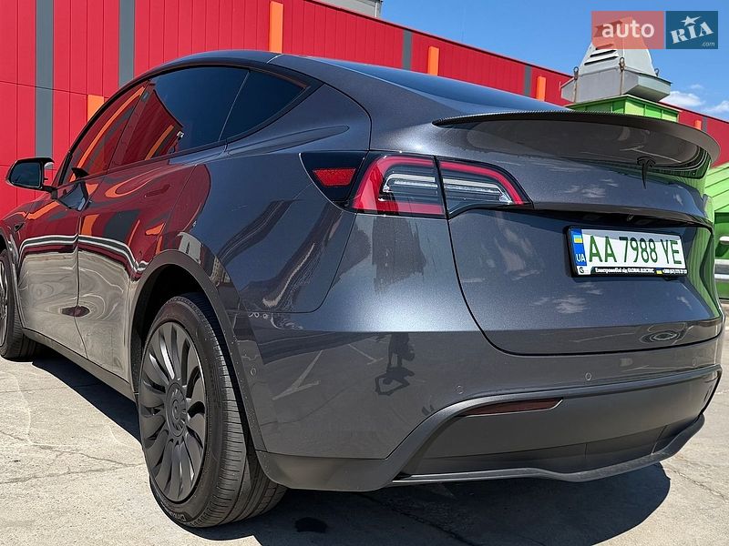 Позашляховик / Кросовер Tesla Model Y 2021 в Києві фото 10 Позашляховик / Кросовер Tesla Model Y 2021 в Києві