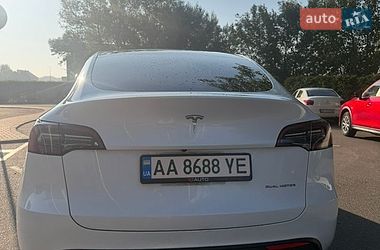 Внедорожник / Кроссовер Tesla Model Y 2023 в Киеве