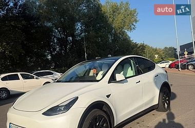 Внедорожник / Кроссовер Tesla Model Y 2023 в Киеве