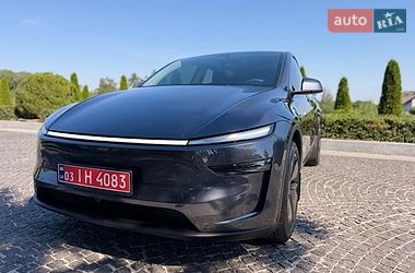 Позашляховик / Кросовер Tesla Model Y 2025 в Дніпрі