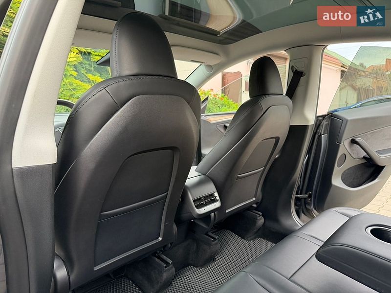 Позашляховик / Кросовер Tesla Model Y 2023 в Одесі