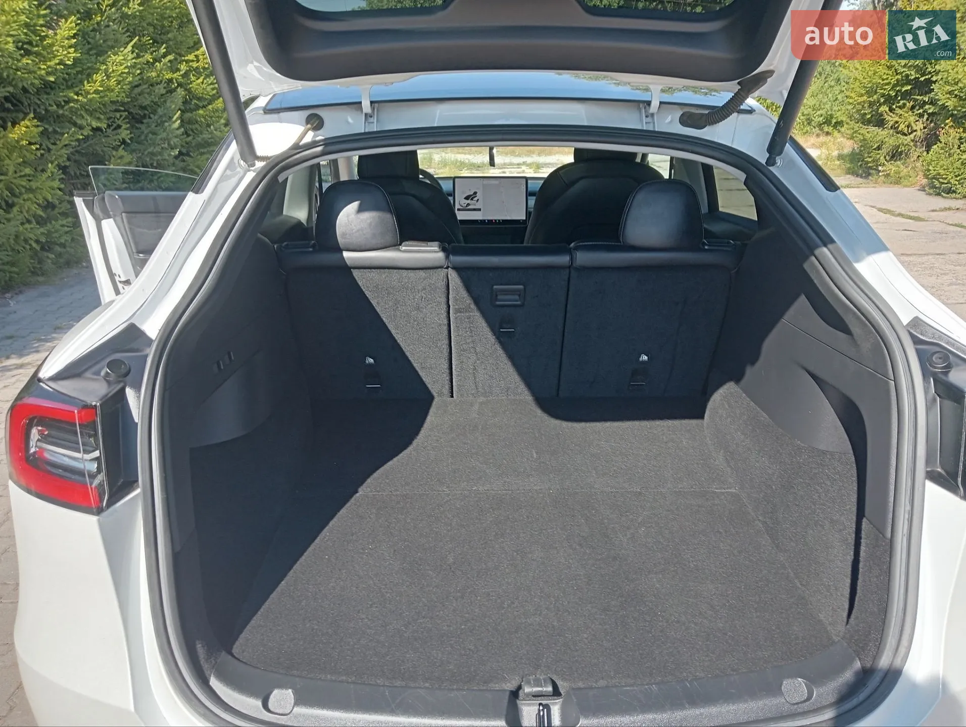 2021 Tesla Model Y - мініатюра 29