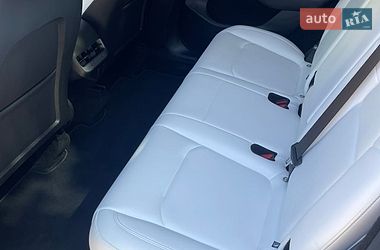 Позашляховик / Кросовер Tesla Model Y 2024 в Житомирі