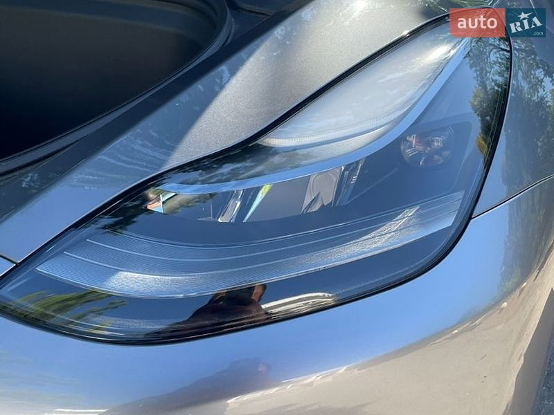 Позашляховик / Кросовер Tesla Model Y 2024 в Житомирі