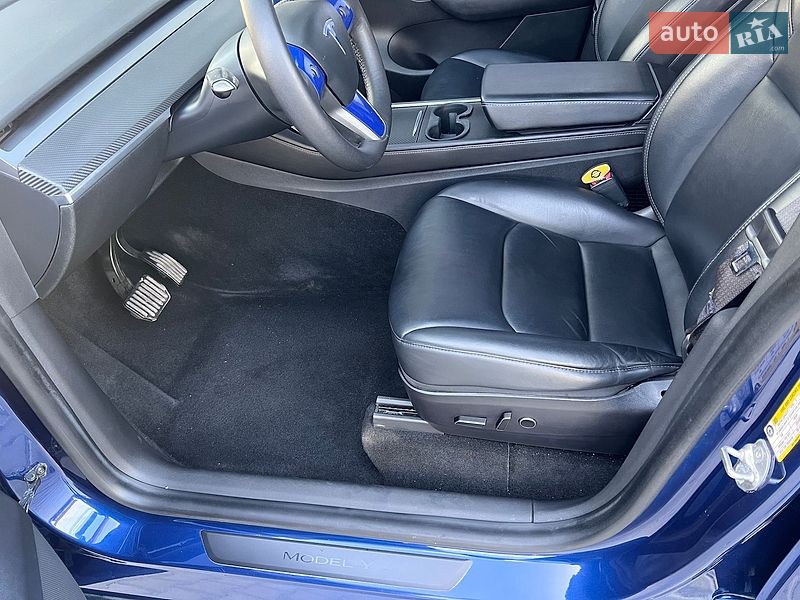 Внедорожник / Кроссовер Tesla Model Y 2021 в Кременце