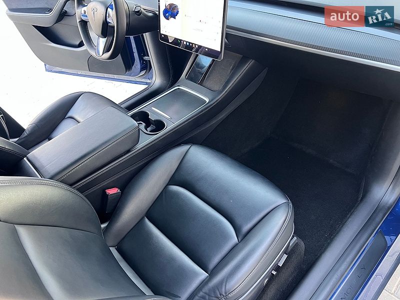 Внедорожник / Кроссовер Tesla Model Y 2021 в Кременце