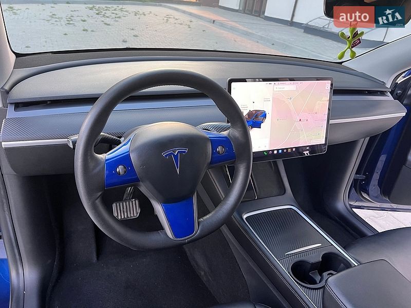 Внедорожник / Кроссовер Tesla Model Y 2021 в Кременце