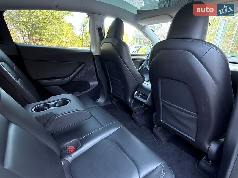 Позашляховик / Кросовер Tesla Model Y 2023 в Одесі