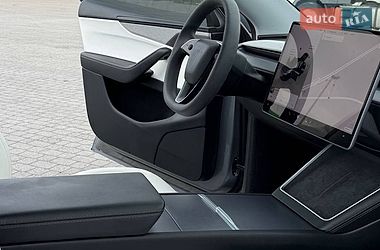 Внедорожник / Кроссовер Tesla Model Y 2025 в Радивилове