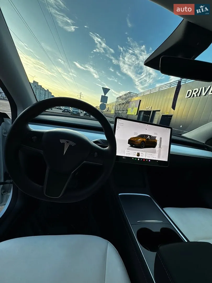 2022 Tesla Model Y - мініатюра 22