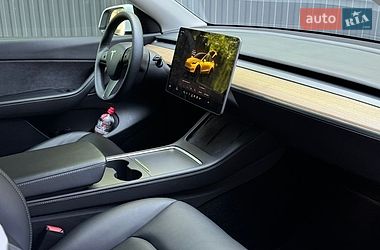 Позашляховик / Кросовер Tesla Model Y 2022 в Хмельницькому